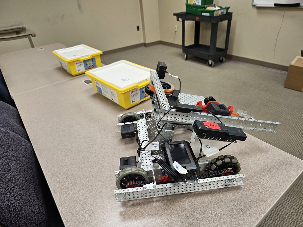 techroboticsorg's tweet image. Thank you to everyone who attended our robotics themed raider welcome event! Our participants got to build some robots and learn more about our organization!
#techrobotics #firstrobotics #legorobotics #vexrobotics #raiderwelcome
@TTUEngineering @TTUwcoeEOC @TTUStudentOrgs
