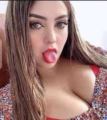 انا كلبه بس مش لاقيه ساديه بجد