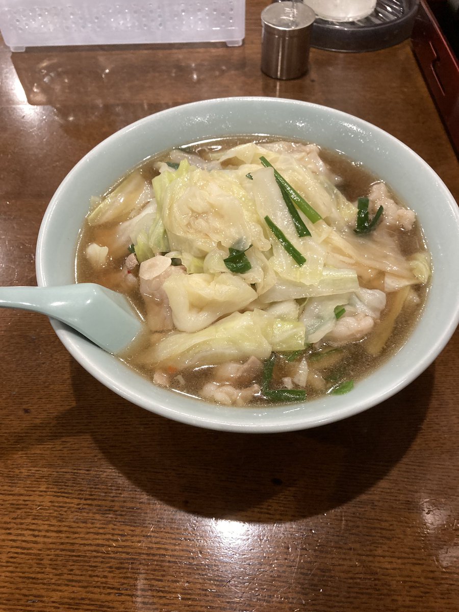 syuholi's tweet photo. 今日は毎週食べてるモツ鍋w
昨日のようなちょっとかしこまった感じのランチより、やっぱり自分にはこういうのが合ってるなと思いますね😁
あとセールだったのでイルレガロ買っちゃいました!まだ履き下ろしてないの沢山あるのにw
#yeossal
#GRUEN
#ilregalo https://t.co/uUM6Xf1roy