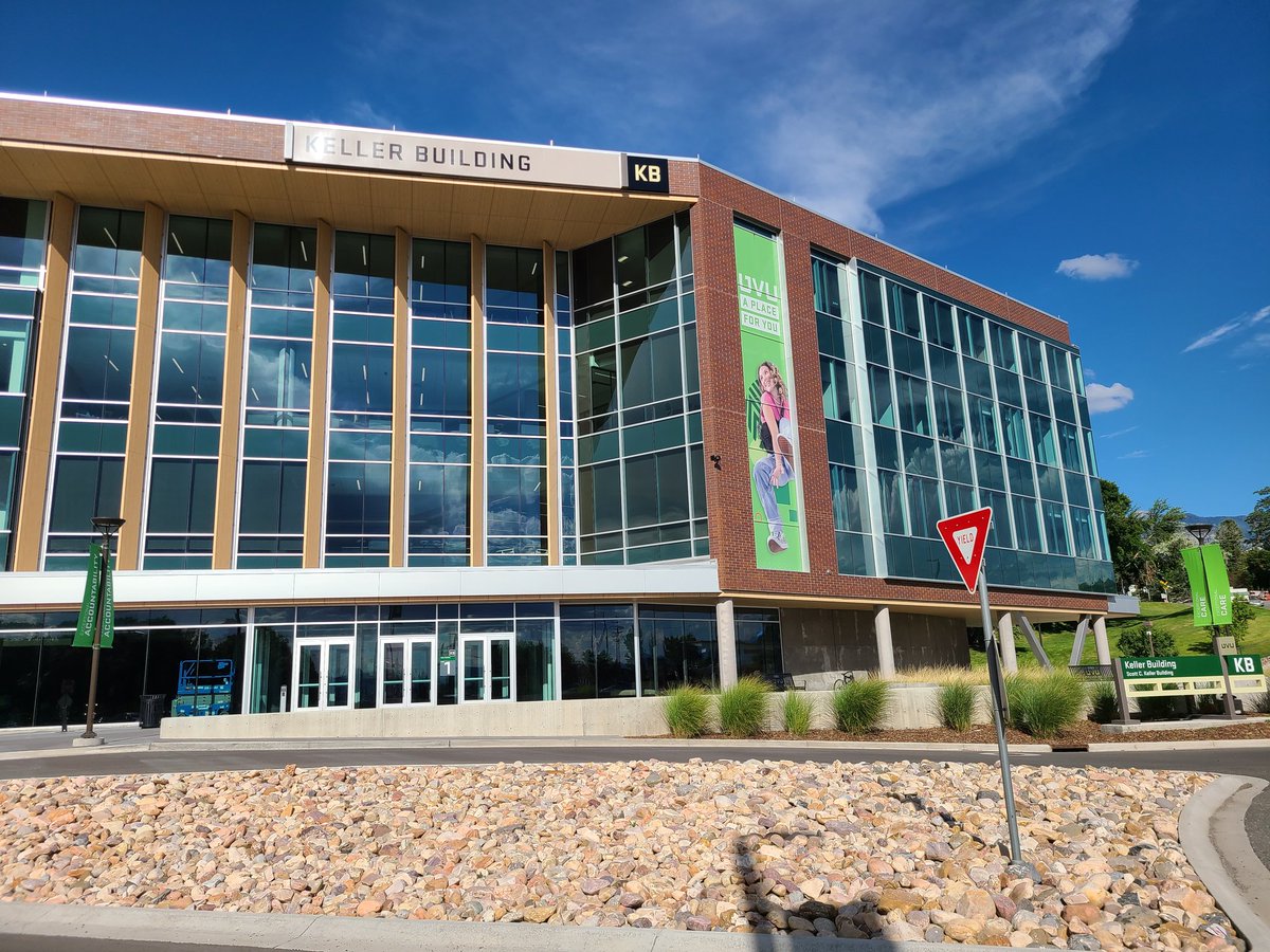 JerzTony's tweet photo. It's the second day of classes for @UVU students. Seeing the cute and well-designed campus last week, I bet they love coming back each Fall! #prettycollegepics https://t.co/tsROfAxaGm