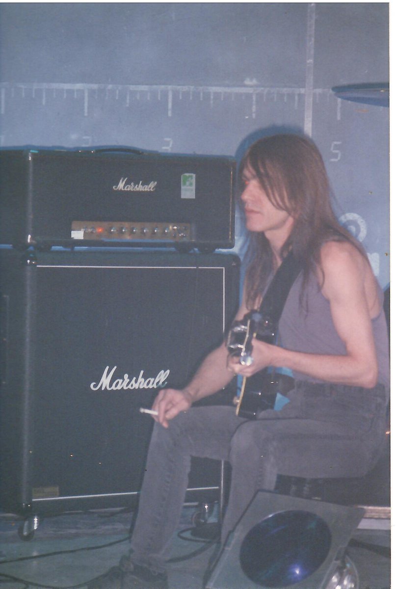 MikehillMhs's tweet photo. #TBT of when Mike went to Mtv studios to supply @acdc with their Marshall backline for the live TV recording of "UNCUT The VH1 Session" in 1996.  Photos taken by Mike ... Great pic of Mal. https://t.co/sXfe0cY8LT
