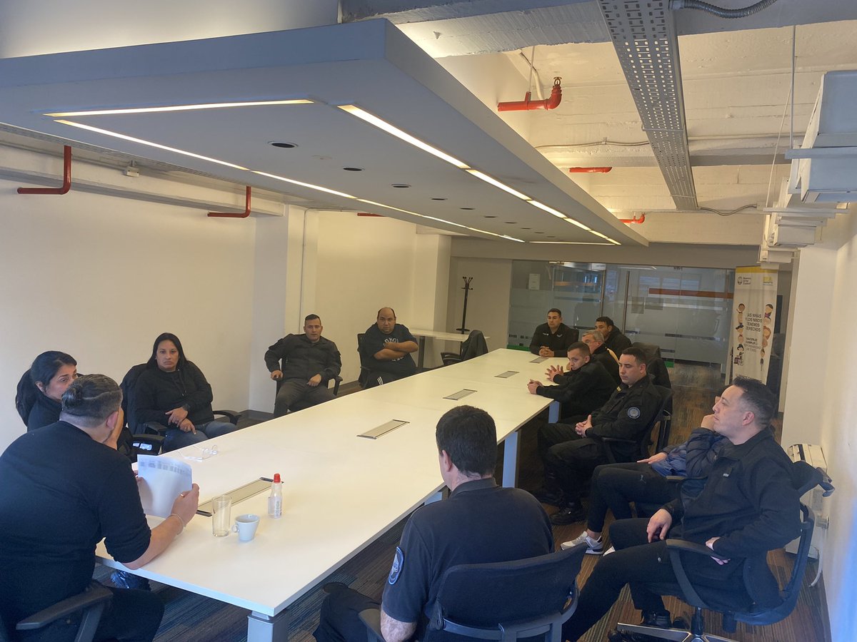 Reunión con los jefes del Cuerpo Especial de Seguridad, planificación de las tareas hasta fin de año en cada Centro Socioeducativo.  Excelente encuentro!