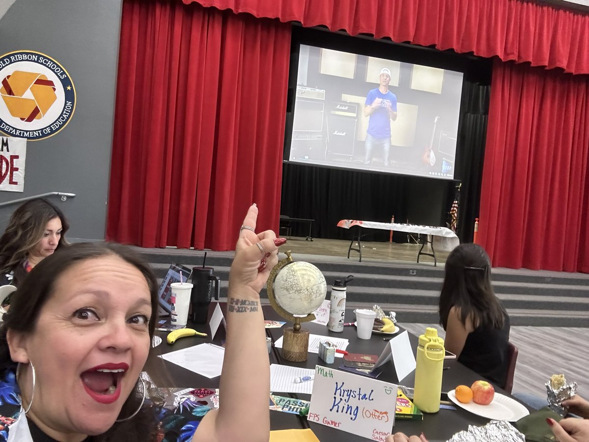 drphilcampbell's tweet image. Awesome seeing so many schools using The Green Room to kick off their school year! Cheers to a great year on your campus! #ChaseYourDreams ❤️🏴‍☠️