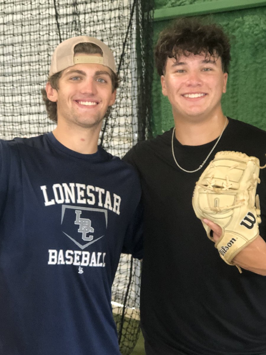 Good luck to @Tstarkeytx and @JGonzales_44 as they head out to @NTCC_Baseball to start the grind. They’re ugly but they can play some baseball. Good luck gentlemen. Going to miss you around the cage.