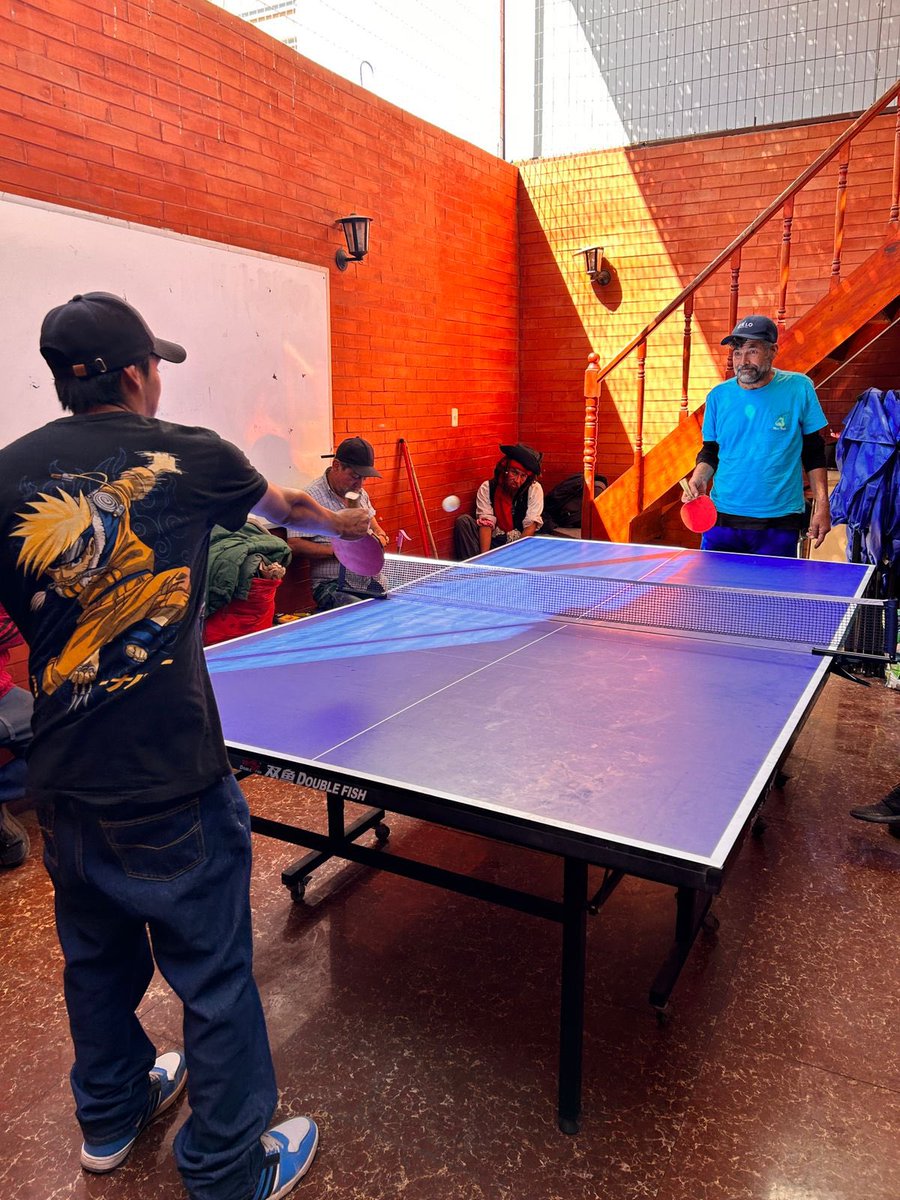 fptUNAP's tweet photo. ¡Comenzó el partido! 😃

Un entretenido taller deportivo realizamos en nuestro Centro Día hace algunos días, instancia en la que el ping-pong 🏓 y las risas fueron el protagonista. Nuestras felicitaciones 👏🏻 al campeón 🏆 y a todos los que participaron.

#somosterritorio https://t.co/fZFLLJeqxU