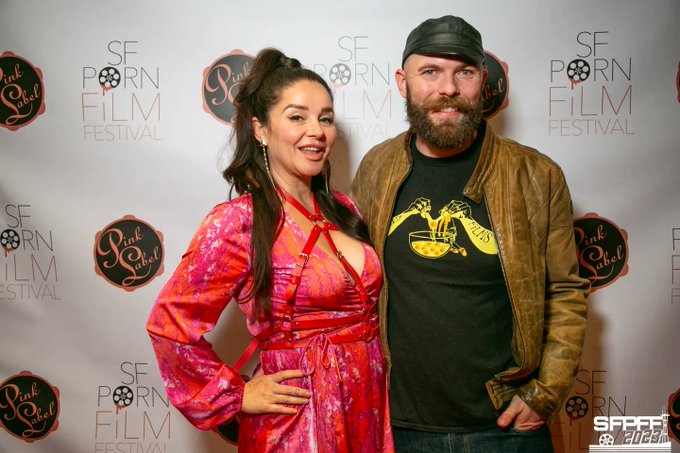 We make cute babies 💞 https://t.co/Uq4dmdcGsx<a href="/tag/mvsales"class="tags"><span>#mvsales</span></a>