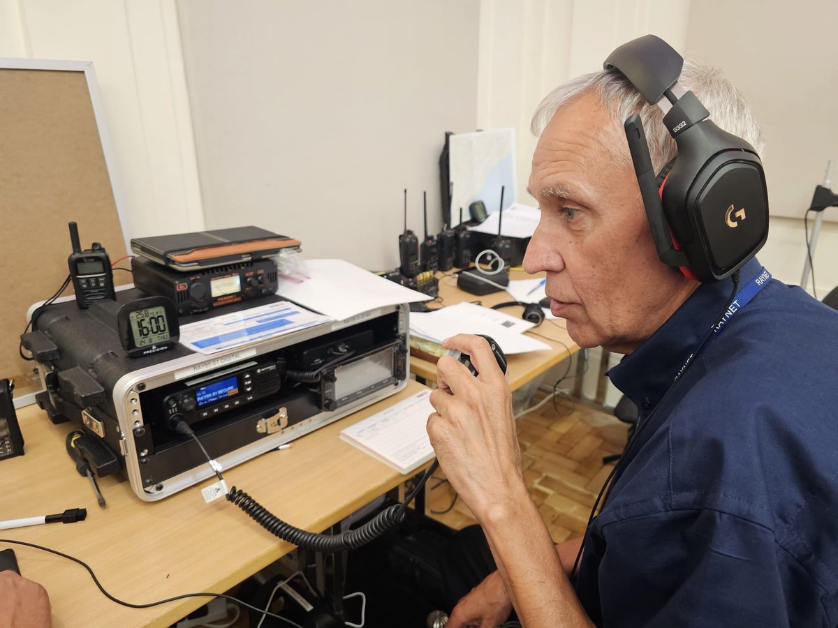 resilmediauk's tweet image. Essex RAYNET are supporting the emergency services and local authority with communication for the 2023 Clacton Airshow. 

Using a wide range of comms equipment along with SarSys Incident Managament Software. 

SarStuff

@Essex #comms #RAYNET #ResilienceMediaUK