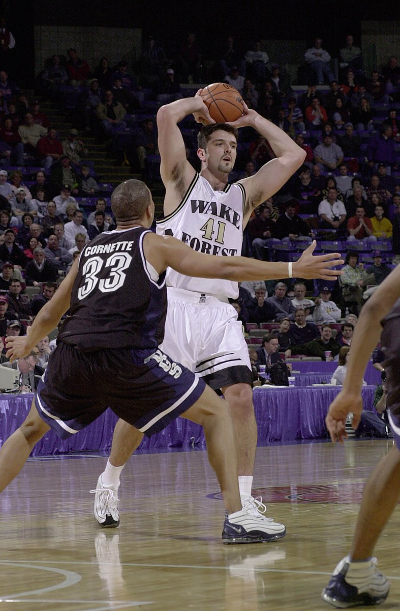 steadily productive on the glass and was always ready to lace em up:  

‣ top-1⃣5⃣ in career rebounds
‣ 2x team rebounding leader in '99 &amp; '00
‣ still the program record holder for most starts in a season (𝟑𝟔)

#tbt
<a href="/RafaVidaurreta/">Rafa Vidaurreta</a> | #WakeForever 🎩