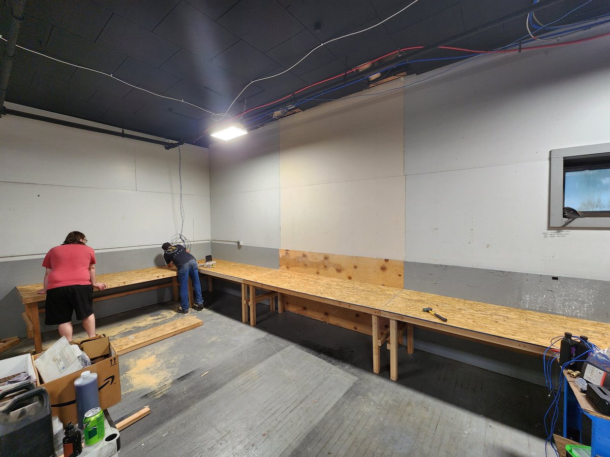 ModMyMods's tweet image. Massive upgrade to the shop is underway, now we will have ample room to work!

#workbench #pcrepair #pcmodding #custom