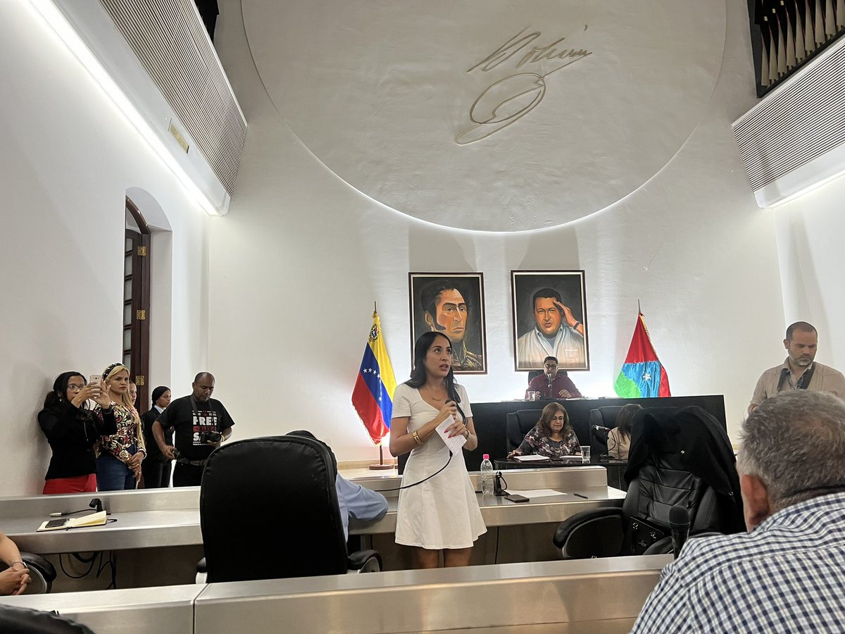 Desde el Concejo Municipal de Caracas se realiza acuerdo a favor del diplomático venezolano Alex Saab y su esposa la defensora de DDHH <a href="/CamillaFSaab/">Camilla Fabri Saab</a>.

#FreeAlexSaab