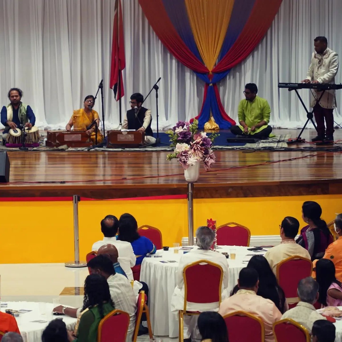 Muditjha_music's tweet photo. Performance on Indian Arrival Day 2023 at MGICC - High Commission of India, Port of Spain, Trinidad and Tobago ๐๏ธ๐ฎ๐ณ๐น๐น
#indianculture #Diplomacy #culturaldiplomacy #SOFTPOWER #iccr #indianhighcommission #IncredibleIndia #MGICC https://t.co/QaBNRmaFs3