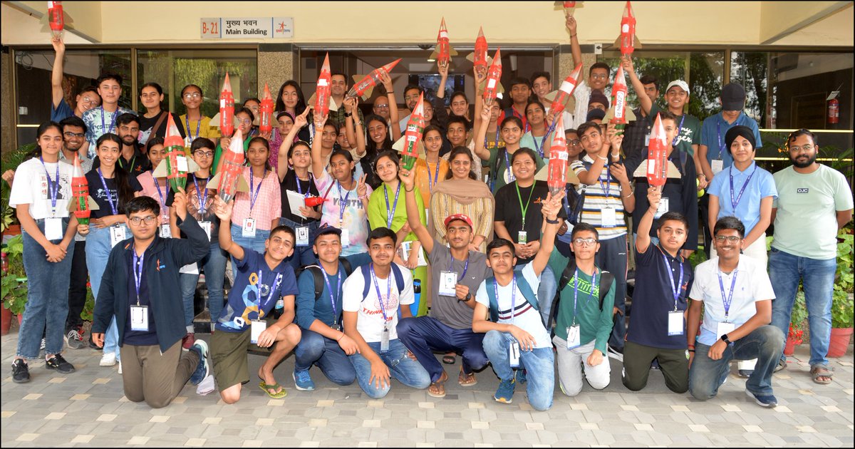 PawandeepC66250's tweet photo. It was wonderful experience for her to gain knowledge about #Space technology. Being her guide teacher I feel extremely happy for her remarkable achievement. Keep shining bright and aiming high! @isro @iirs @harjotbains @SchoolEduPunjab @Dapindr @PSCST_GoP @KSBathPSCST https://t.co/Ay56G2g8SZ