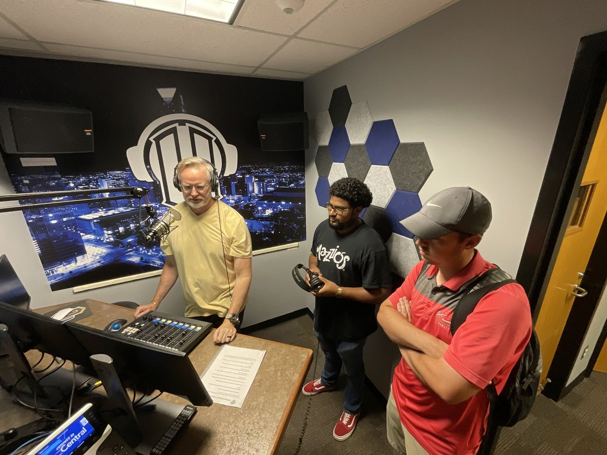 Round one of student training day for the fall semester is underway. Tune in to 99.3 or ucentralradio.com. 📻🎵🎙