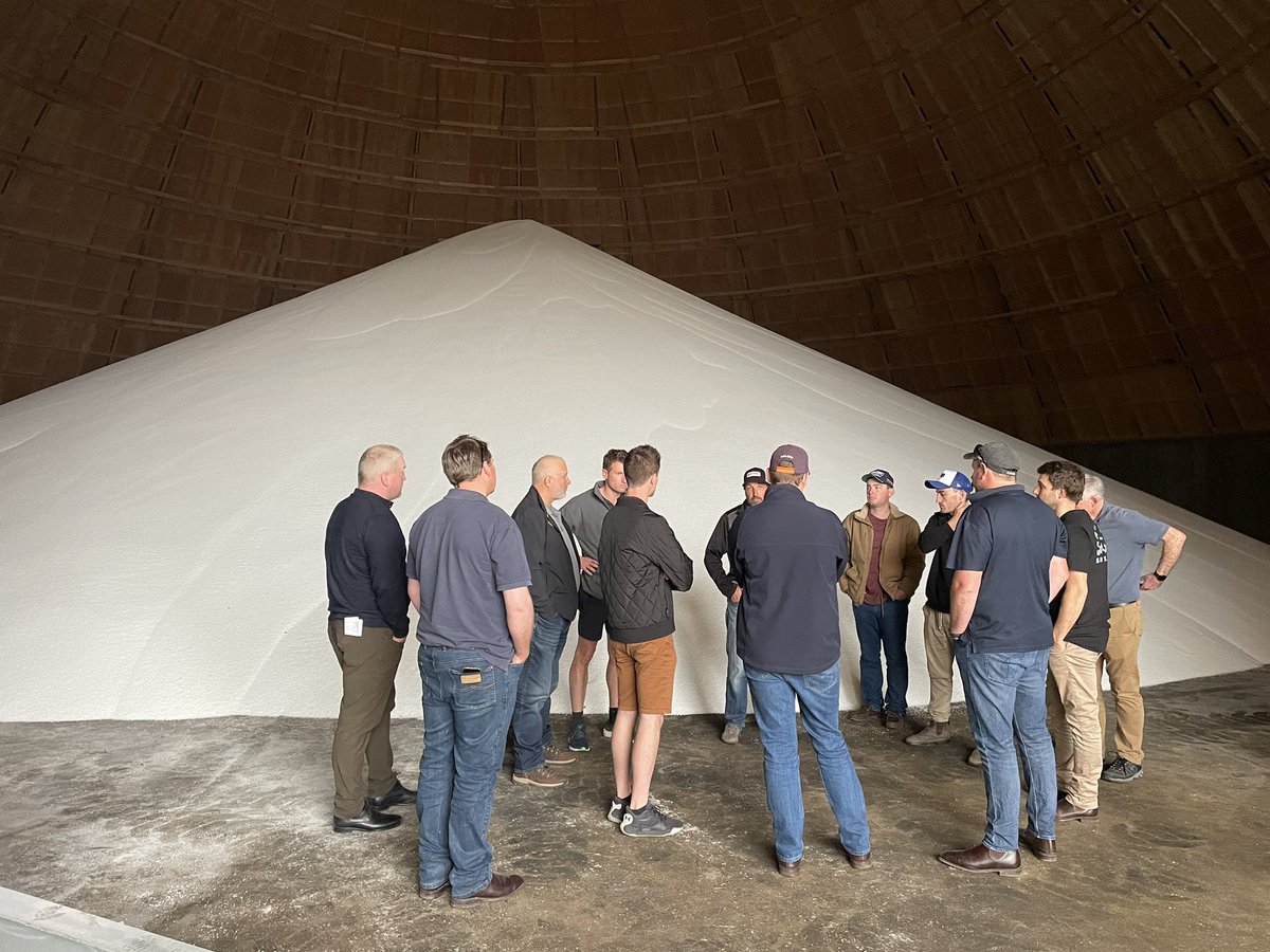 McEwensFF's tweet photo. Excellent discussion &amp; networking  with a crew of @AglinkAustralia members at our Willow Springs location earlier this week! First glimpse at the new fert dome as well 🚀 https://t.co/IHWb5BWumI