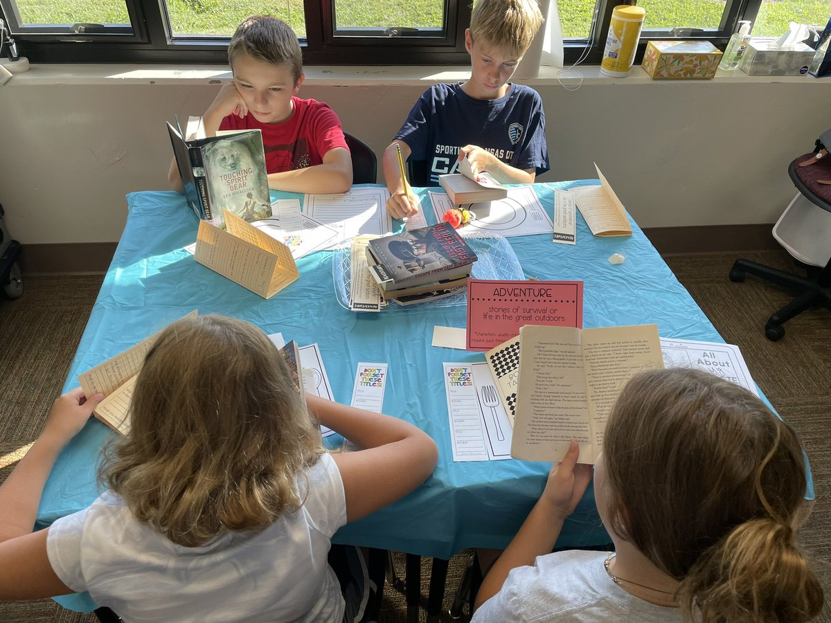 5th graders at Oak Grove were greeted by “chefs” this morning to enjoy a book tasting experience! Ss moved through several different genres to ￼get a “taste” in order to discover their reading interests. It was so much fun seeing them excited about reading!
#oneteam <a href="/OGGrizzlies/">Oak Grove Elementary -- SJSD</a>