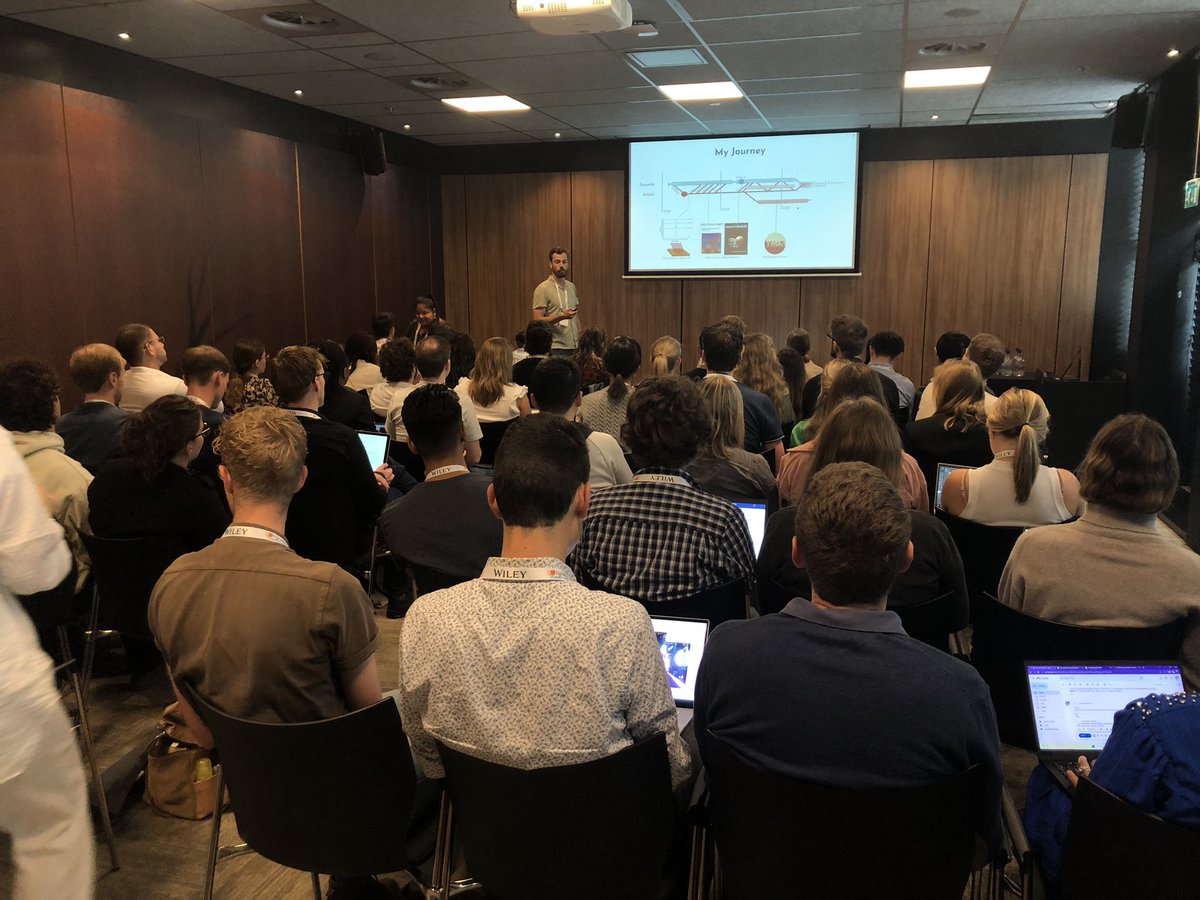 ej_meeus's tweet photo. With some tips and tricks to design beautiful graphics🖍️ (@Illustrate_THIS ) and all funding schemes sharp for the future💰 (@NWO_Science), we can close another day with fruitful workshops from the #YoungProgram at @IUPAC2023💫 https://t.co/r1qgpiRcBJ