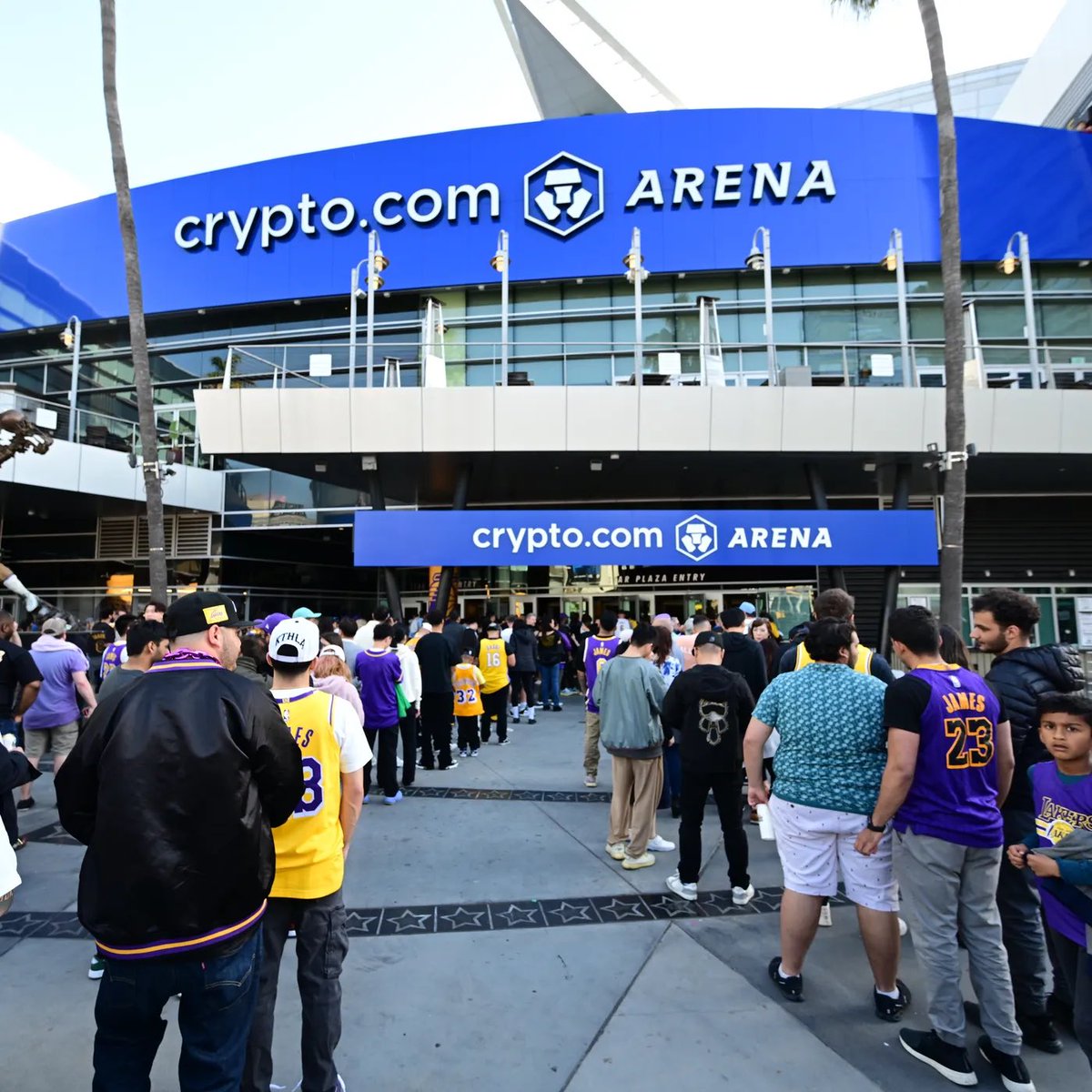 The @Lakers are unveiling a bronze statue of Kobe Bryant outside of Crypto  Arena on February 8, 2024, per @wojespn 2/8/24 🐍♾️