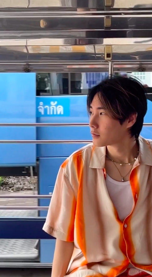 repeathis's tweet image. 우리집선정 같이 여행가고싶은 남자 1위

#엘던 #eldon