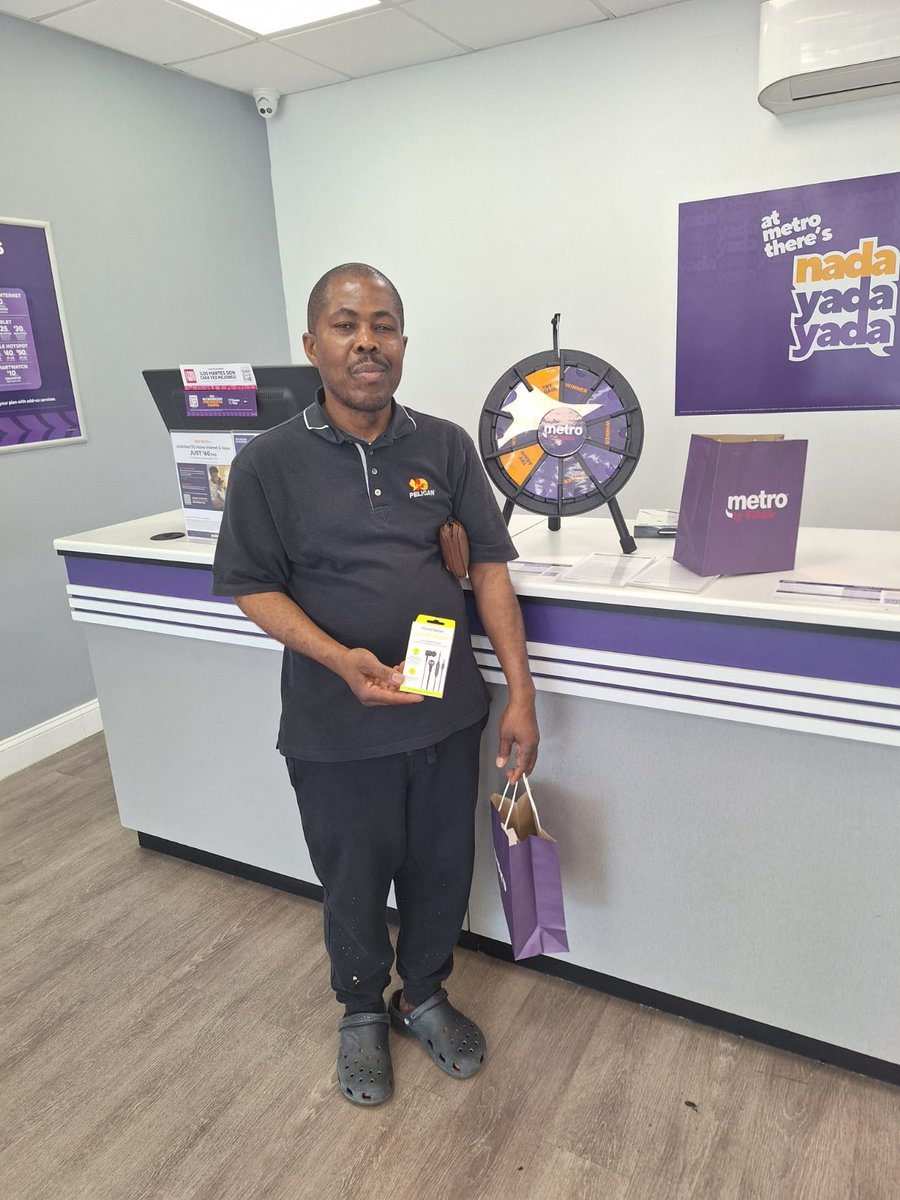StellarWireless's tweet photo. Nothing says FUN like a prize spinwheel! ๐ฅณ๐
Stellar ๐s F-U-N! We also love the Nada de Blah Blah Blah...you know #nadayadayada
#metrobytmobile #fun #stellarwireless https://t.co/qZ5mxA4puS