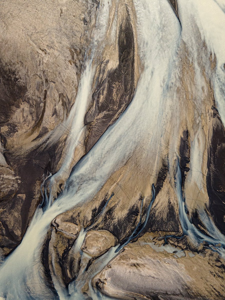 BernatMoreno's tweet photo. Això són rius glaciars, i m’hipnotitzen 😵‍💫 https://t.co/ApB0hC6elM