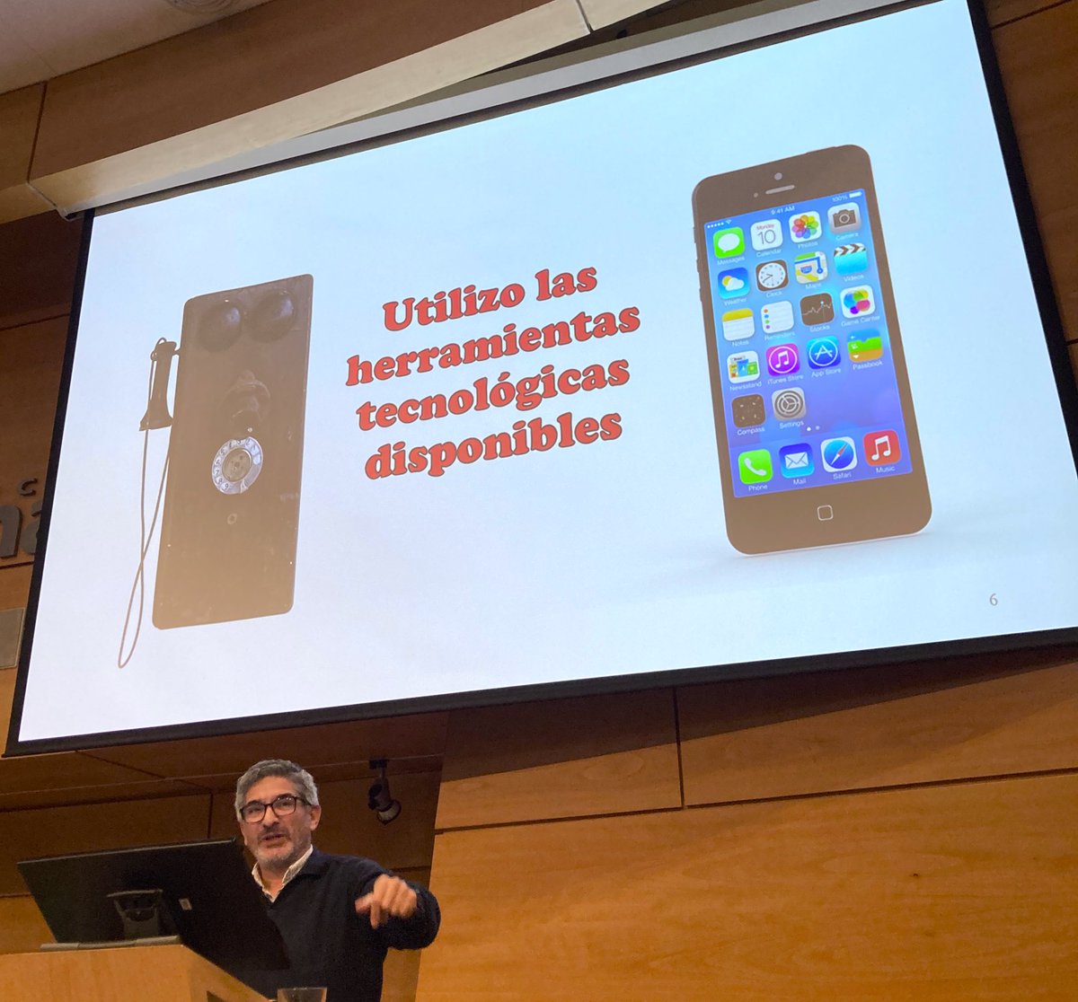 nfpineda's tweet photo. .@robertomazondo Médico en la regulación debe intentar establecer la gravedad de la demanda, con el objetivo de ajustar la respuesta y recurso disponible en ese momento.
#ChileEM #desastres #prepararse #prehosp https://t.co/ODekvUYeke