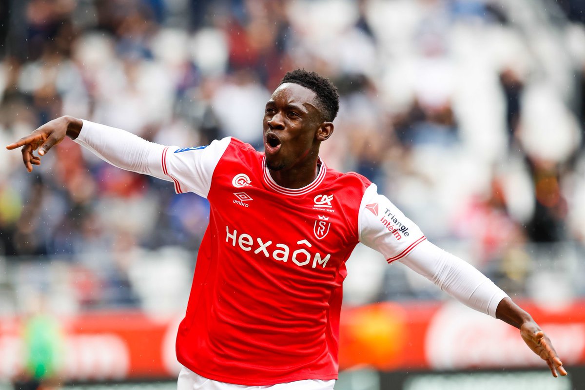 Leg123Jp's tweet photo. 🚨🚨Balogun à Monaco :
Opération ce matin entre La banque monégasque et la Barclays, le montant  correspond à l’indemnité de transfert de Balogun, officialisation d’ici la fin de semaine 🚨🚨 https://t.co/boh0rt3mZO