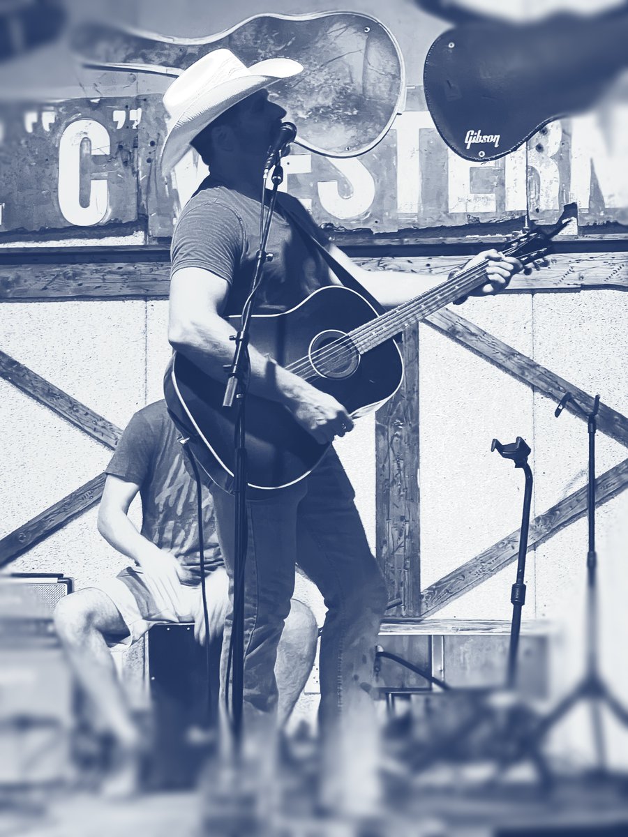 TheJustinMason's tweet photo. Throwback from last Saturday at Second Rodeo Brewing
#texas #country #livemusic #singer #singersongwriter #guitar #truecountrymusic #dfwliveevents #dfwcountry #countrymusic #countrymusicfans #JustinMason #realcountry #realcountrymusic #fortworthstockyards #ThrowbackThursday https://t.co/KAVMXPa5xy