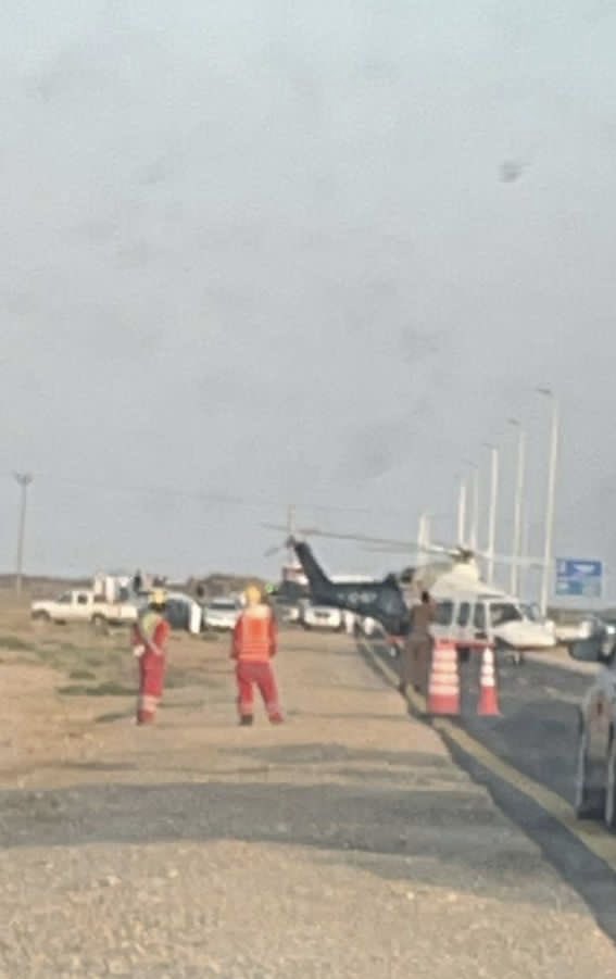 حادث مروع تقاطع #الضميرية مع طريق #المهد  #المدينة_المنورة ووصول طائرة الاسعاف الجوي نسأل الله السلامه هذا الطريق يحتاج لتأمين امني ومروري وصيانه وإعادة نظر من الجهات المسئوله وبشكل عاجل