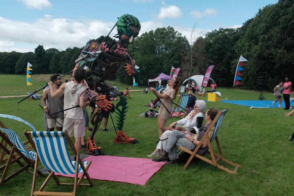MyDoncaster's tweet photo. 🤩WOW🤩

Were you lucky enough to catch the spectacle from Right Up Our Street last weekend?

The days at Campsall County Park &amp; Hexthorpe Park saw performances from Autin Dance Theatre's Out of the Deep Blue 13-foot-puppet, pond dipping, sports activities &amp; even some sun!🌞 https://t.co/a0fcslIMWb