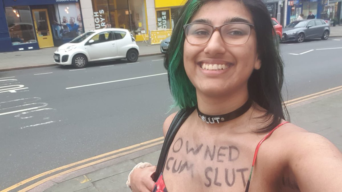 JLP_officialxxx's tweet photo. As it’s #ThrowbackThursday I thought I’d give you lovely people some pre-adult industry @Desi_Mouse_XXX. Enjoy :)
#jlp #slut #bukkakistani #pakistani #naturalslut #PakistaniGirl #publicnudity #retweet #desimouse #noshame #cumslut #rt #braless https://t.co/xqyVlas1d6