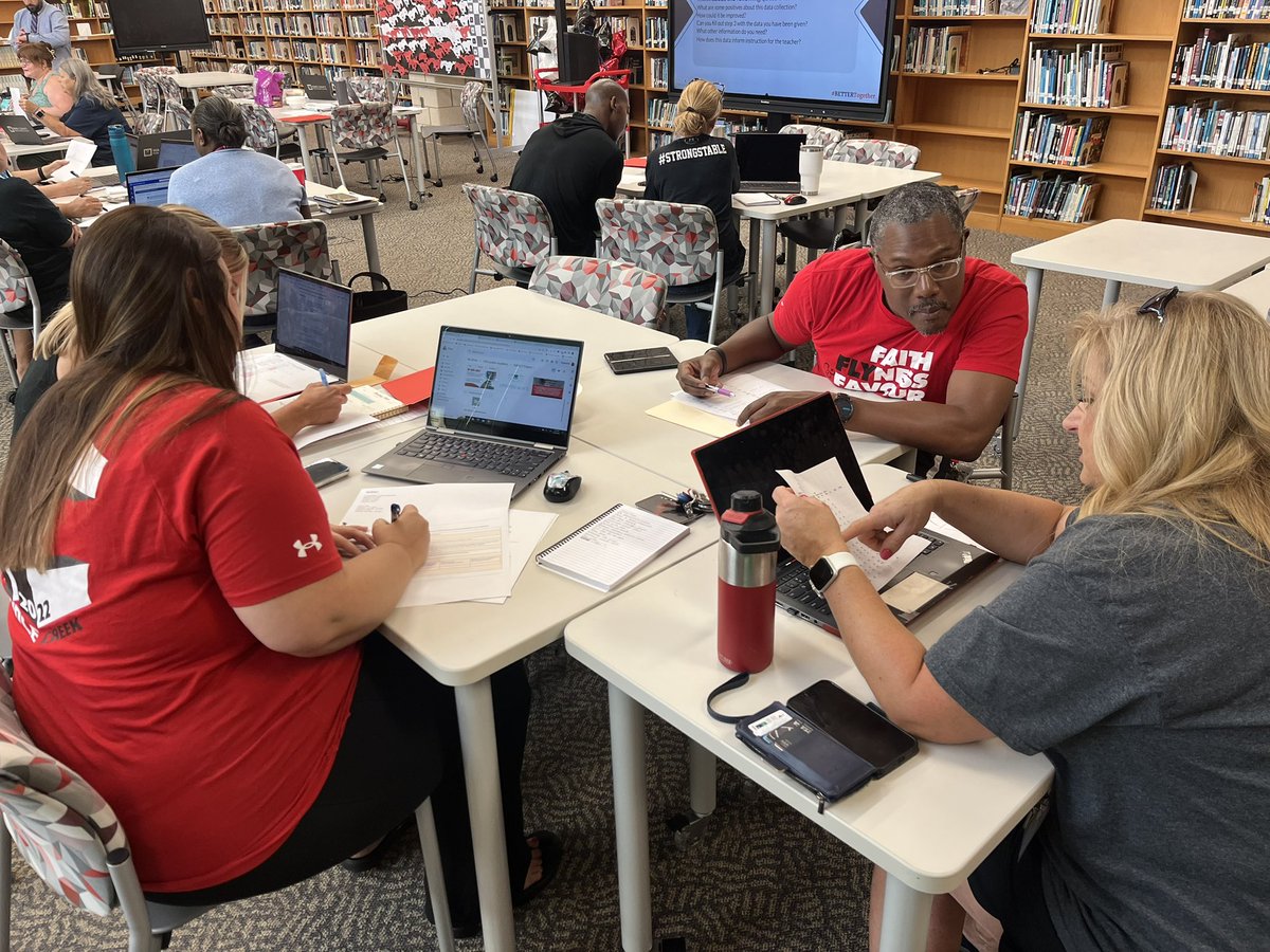 LMegronigle's tweet image. This morning was great working in PLCs to level set for the year.  #BetterTogether in the #StrongStable 🐴🔴⚫️⚪️ @AP_JCucurullo @mchsmustangs