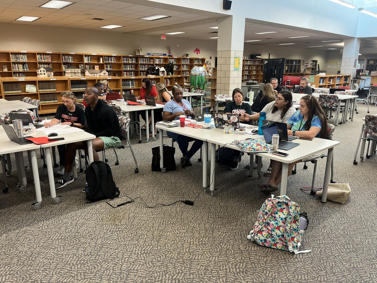 LMegronigle's tweet image. This morning was great working in PLCs to level set for the year.  #BetterTogether in the #StrongStable 🐴🔴⚫️⚪️ @AP_JCucurullo @mchsmustangs