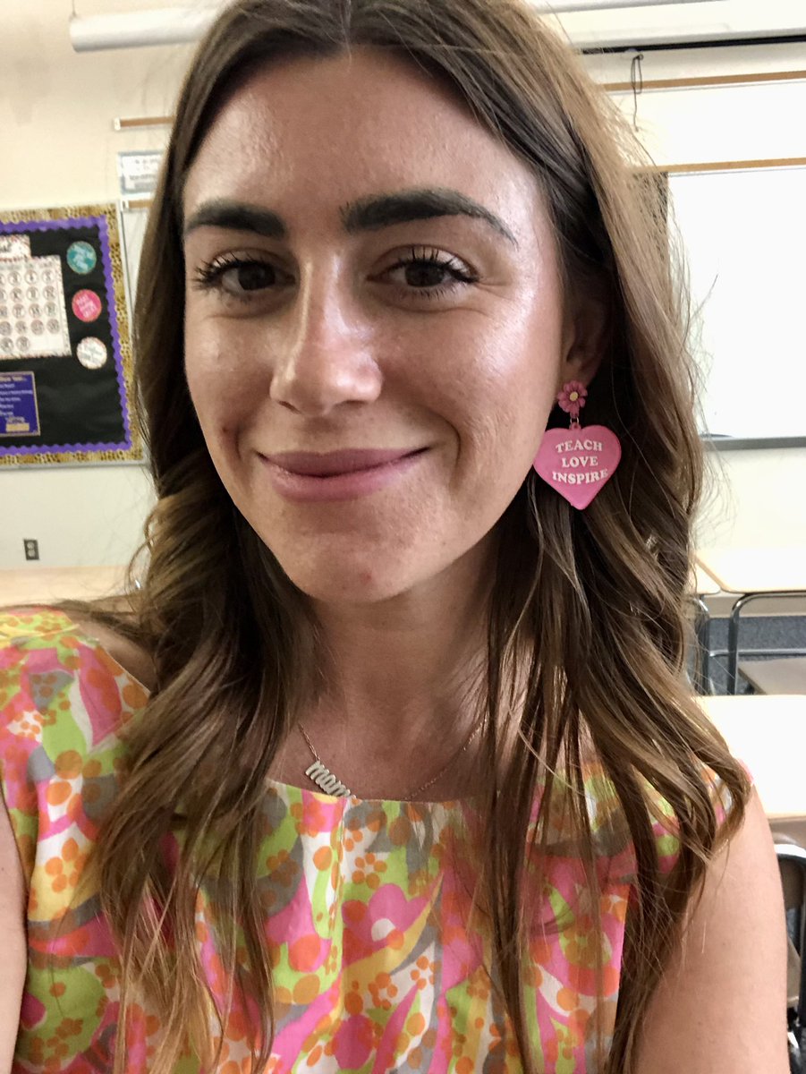 Mrs. Amos tweet media