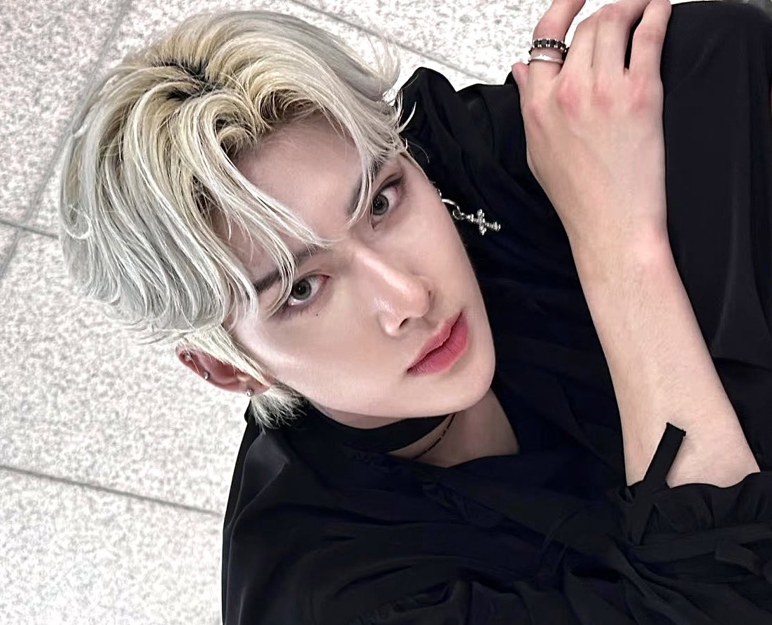 rickyourlove's tweet image. 리키만의 (사진) 스타일