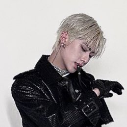 rickyourlove's tweet image. 리키만의 (사진) 스타일