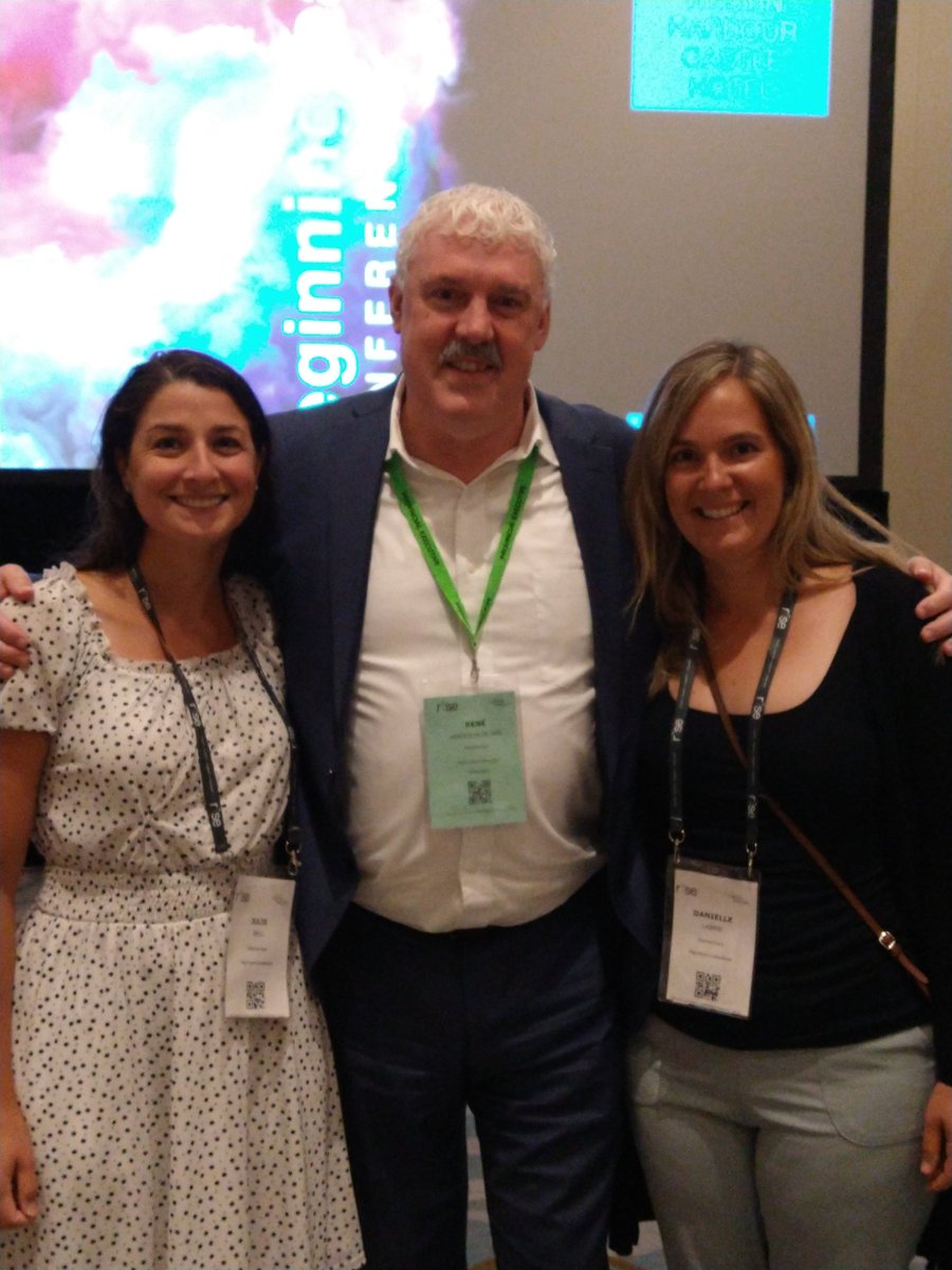 Mme Julie Bell tweet media