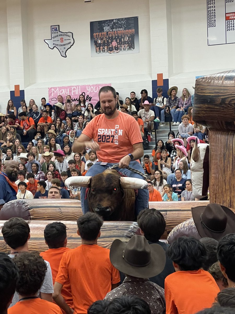 kfinnesand's tweet photo. The things kids get us to do! Let’s give the Mustangs the boot! Go Spartans!🧡💙🧡 https://t.co/UjNWZBXP6s