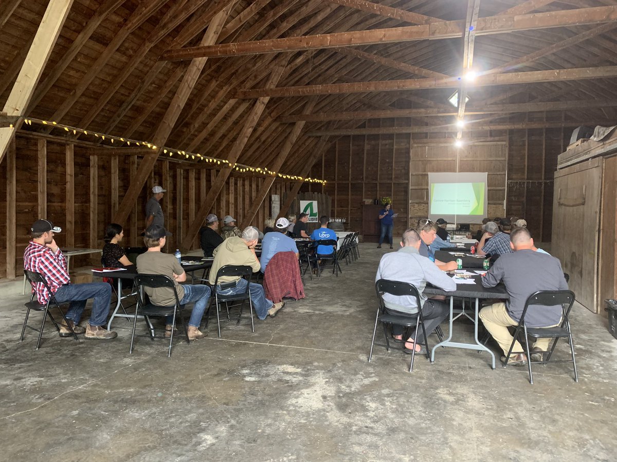 AMGalAg's tweet photo. Thanks to Corinne of @syngentacanada for joining us today to discuss BMPs to manage corn rootworm. #ontag https://t.co/M0ustq3PVx