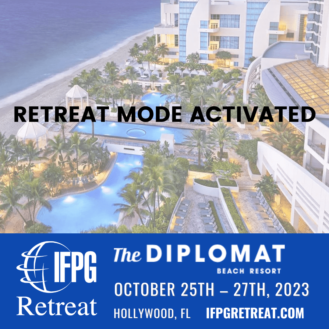 cindyrayfield's tweet photo. In Oct I'll be at the #franchising world center - the IFPG Retreat! Fantastic networking + learning sessions from top experts with nearly 800+ franchise insiders - NOT missing it. Visit https://t.co/QJuwlGTehN. Let’s #Connect! #IamIFPG #growingtogether #wearefamily #Lifechanger https://t.co/EAN8DznZIa