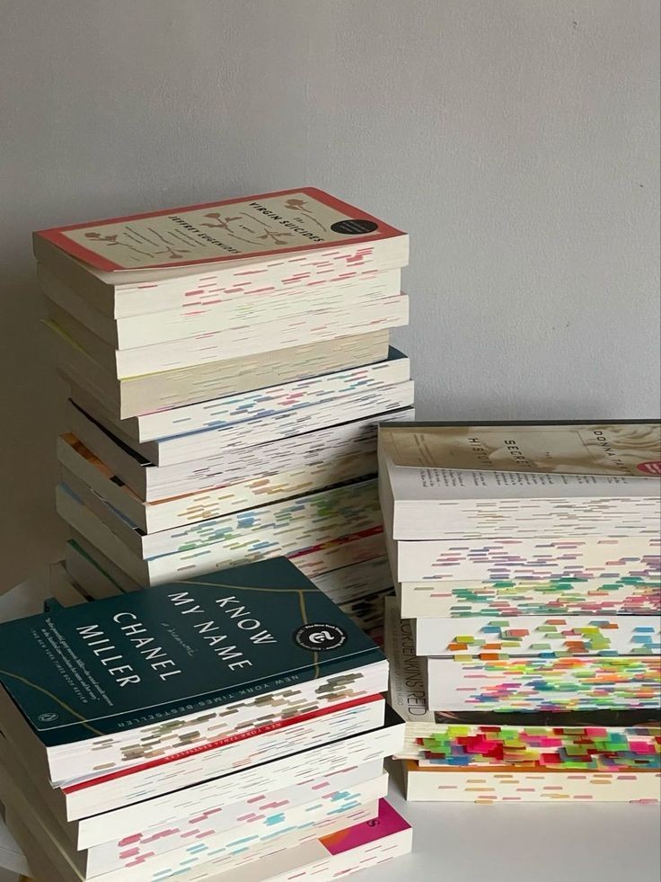 arianasinlibros's tweet photo. Hoy es el día de los
LECTORES, gracias a los LIBROS qué salvan, susurran y escuchan y gracias a los lectores qué aman, lloran y sienten ❤️‍🩹✨ https://t.co/3OzK8FU6lP