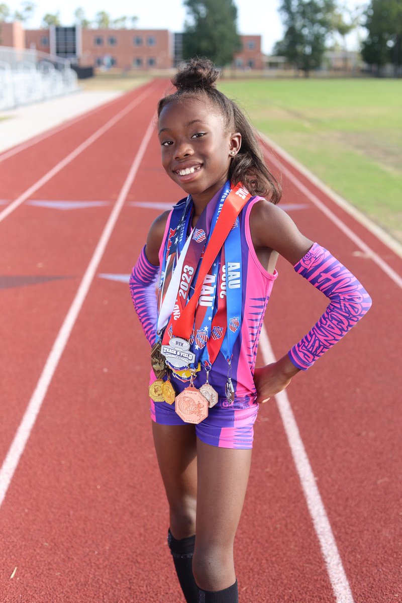 GirlspeedLeah's tweet photo. Had a nice 2023 track season, on to XC! https://t.co/20rGgBKjmu