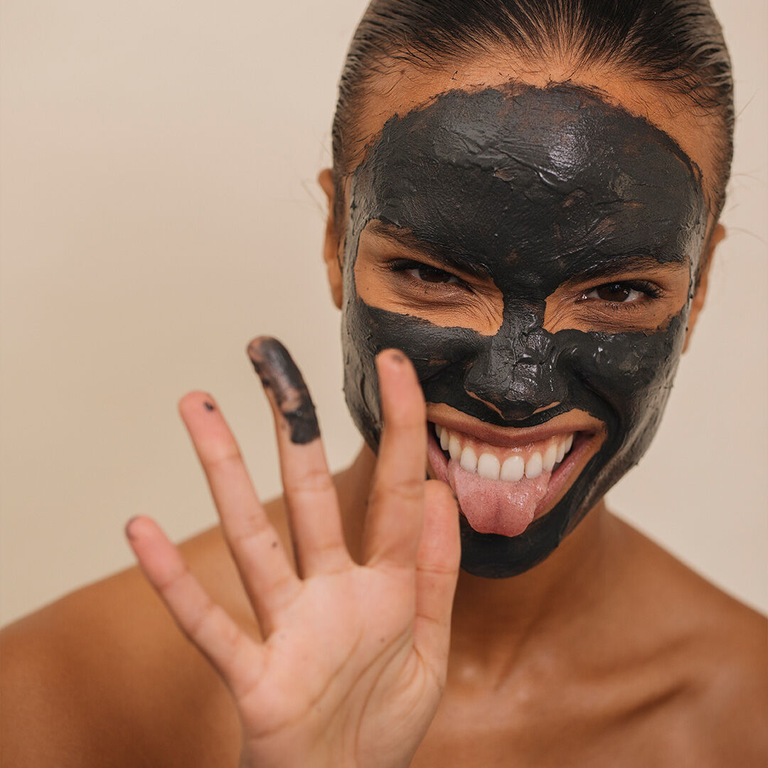 PolishedDaily's tweet photo. SKINCARE DONE DIFFERENTLY.  Essentialist raises the bar in beauty by creating products that work across the spectrum of skin types, and targeting all skincare needs. 

Tested and approved by Daily Polished.
➝ LIVE NOW AT 50% OFF on https://t.co/osVIq5Atwn https://t.co/V3dQvmY3qs