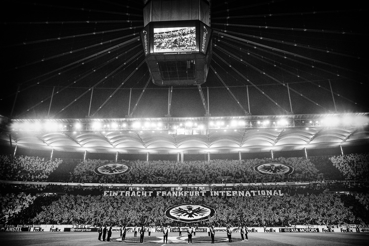 Auf ein neues &amp; erfolgreiches internationales Jahr. 🦅

Lang lebe Eintracht Frankfurt