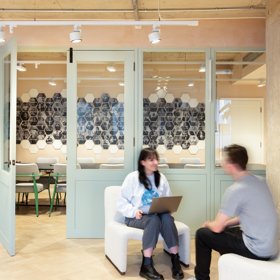 Team_ThemDesign's tweet photo. Their new location at 180 The Strand, a significant landmark and hub for the modern creative individual, was a fantastic blank canvas for us to work with, the architecture of the space being an incredible inspiration to our process.

 #officedesign #signage #brand #wayfinding https://t.co/RldTP7MLZR