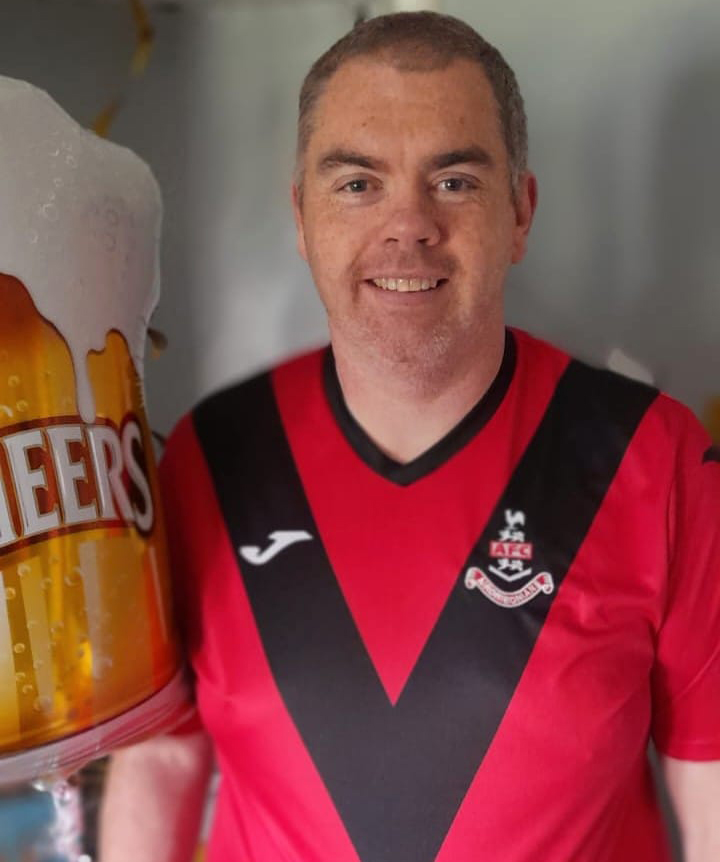 AirdrieoniansFC's tweet photo. 🎉 | Best wishes to Diamonds fan Martin Lindley, who turns 40 today. Happy birthday from everyone at the club, Martin - hope you're having a great day! ♦️4️⃣0️⃣♦️ https://t.co/npTXET9eaK