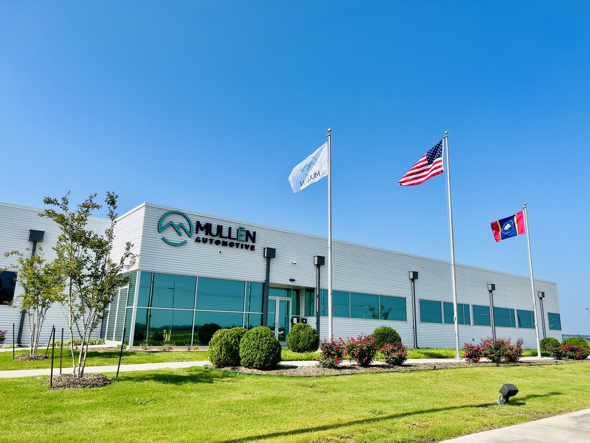 DavidMichery's tweet photo. With unwavering commitment, I prioritize the well-being of my shareholders and our company. We have a zero tolerance policy for anyone attempting to illegally trade our stock. 
#shareholdersfirst #mullenusa #tunicateamwork https://t.co/Bt8clz4gFi