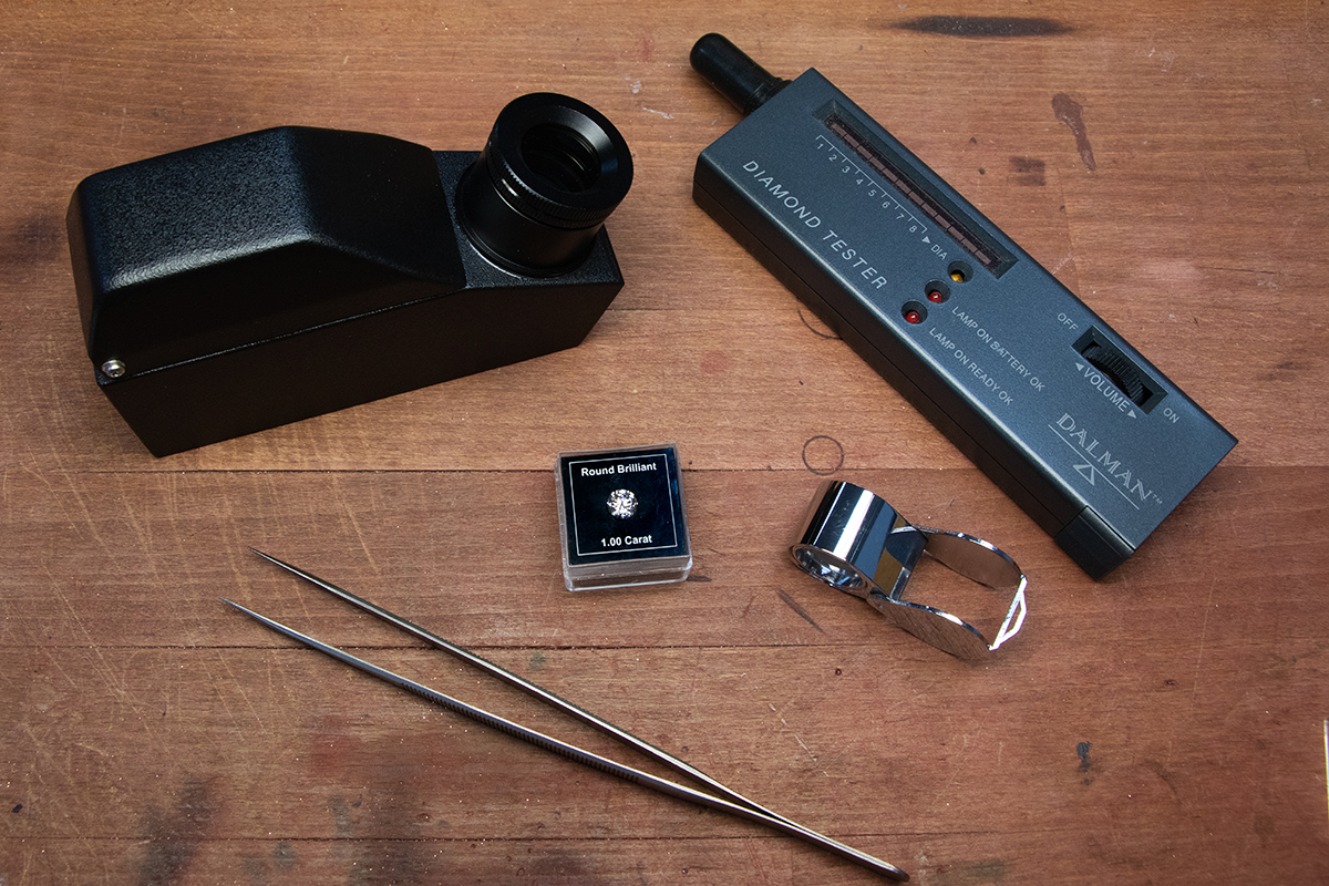 BAJ_UK's tweet image. Our Diamond Grading for Beginners short course is running in London on Saturday the 30th of September - Sunday the 1st of October! Book your spot in this insightful weekend course now via the link in our bio 💎

#diamondgrading #4Cs #jewellery #diamonds