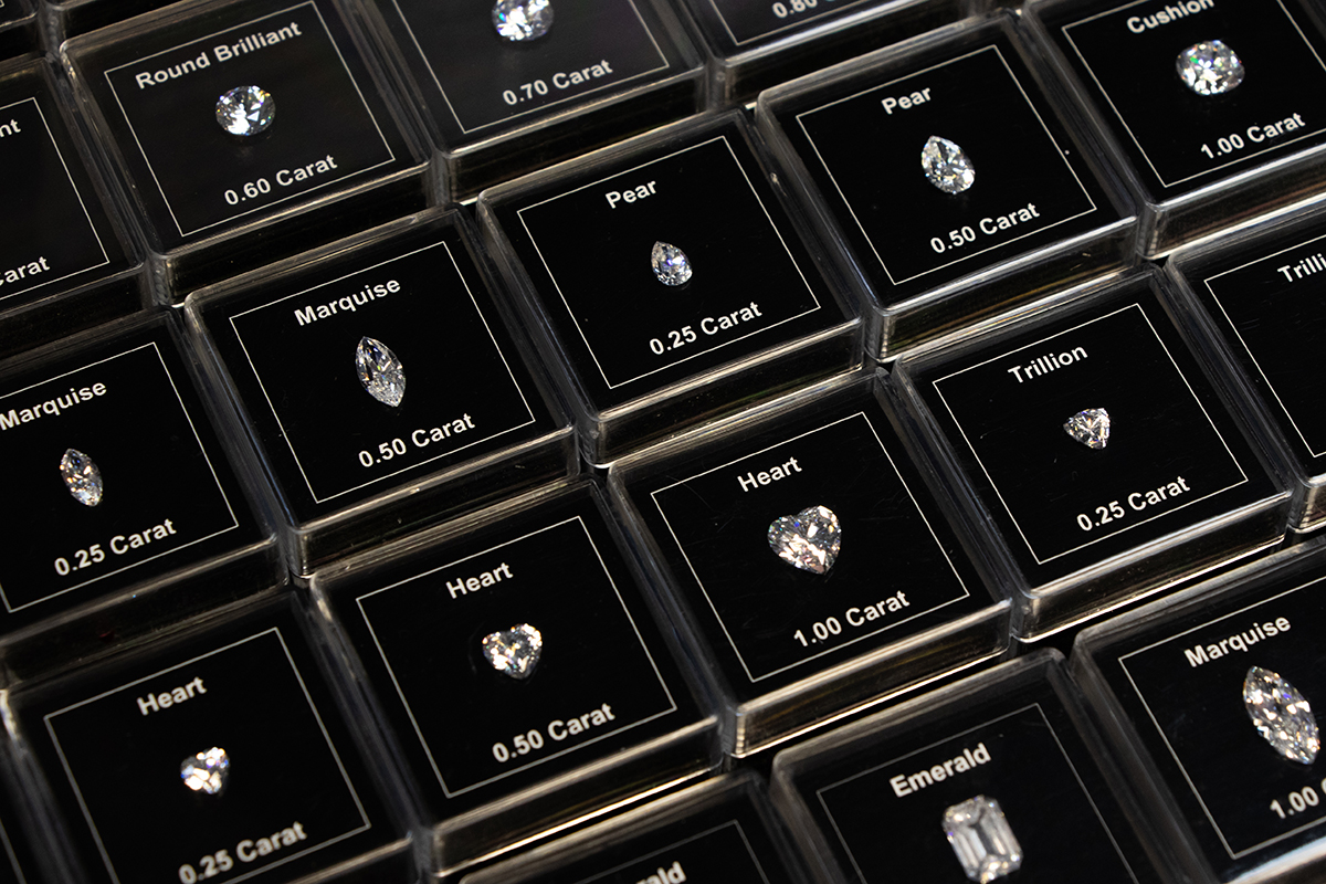 BAJ_UK's tweet image. Our Diamond Grading for Beginners short course is running in London on Saturday the 30th of September - Sunday the 1st of October! Book your spot in this insightful weekend course now via the link in our bio 💎

#diamondgrading #4Cs #jewellery #diamonds