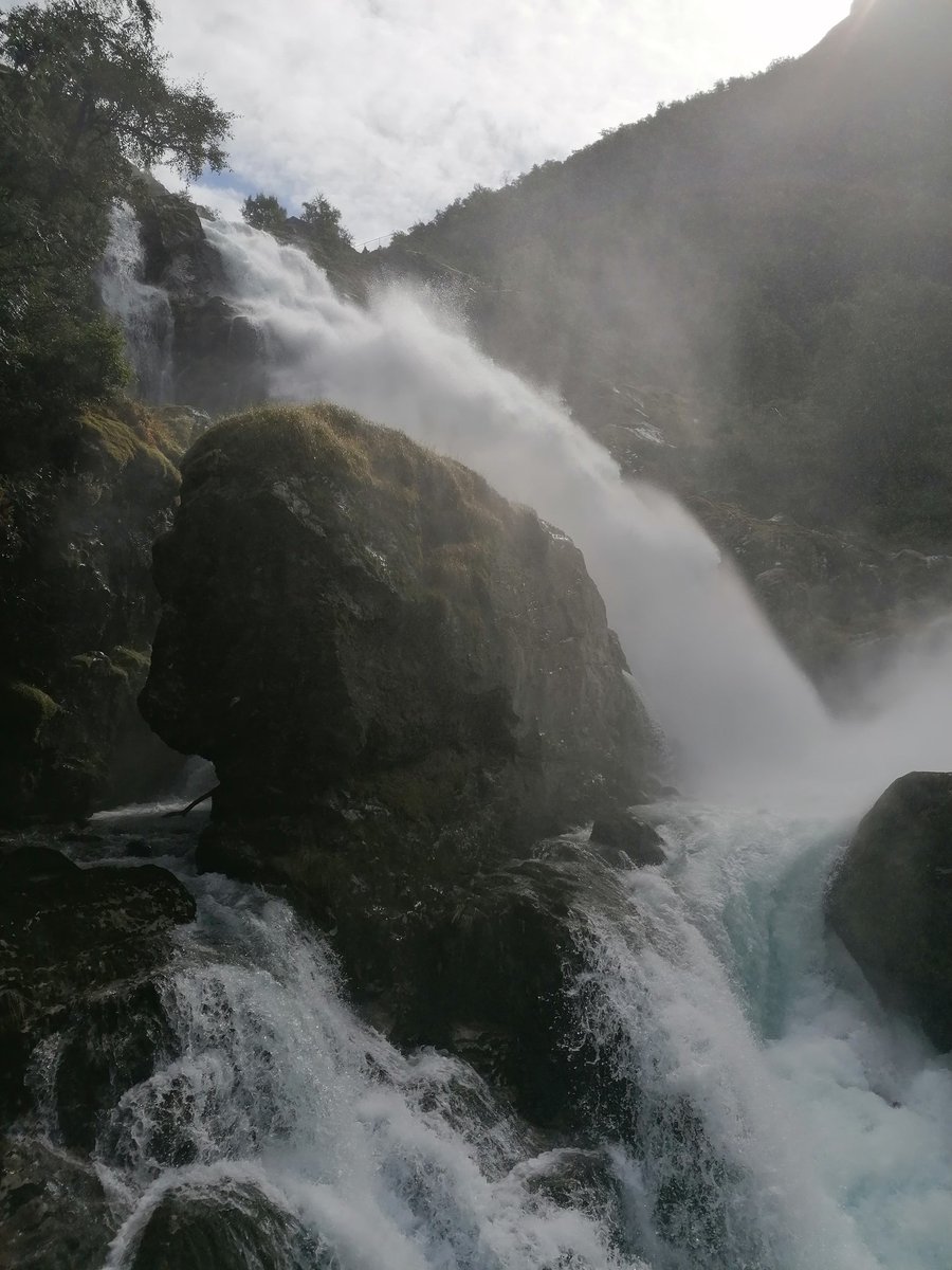 Rosaria_Bordone's tweet photo. 📍🇳🇴 #Olden #briksdalsbreen #norway #northfjorden https://t.co/VkErM2YMUQ