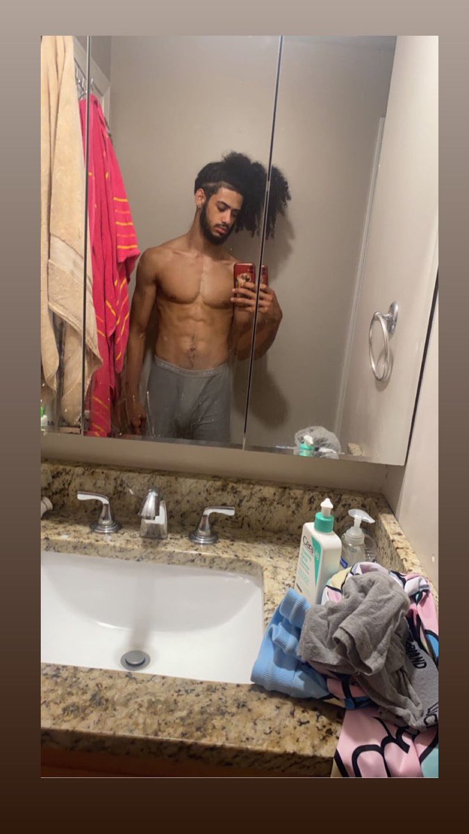 KeiDaPhantom's tweet photo. 150 repost n I’ll start the OF😤 https://t.co/JqTnOElDuv